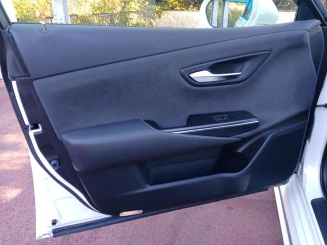 クラウンハイブリッド RSアドバンス 保証書/純正 8インチ SDナビ/トヨタセーフティセンス/シートヒーター 前席/車線逸脱防止支援システム/ヘッドランプ LED/USBジャック/Bluetooth接続/ETC/EBD付ABS(20枚目)