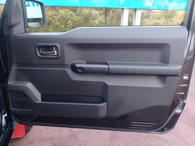 ジムニー ４ＷＤ　ＸＣ　保証書／純正　８インチ　メモリーナビ／セーフティサポート（スズキ）／シートヒーター　前席／車線逸脱防止支援システム／ドライブレコーダー　前後／ヘッドランプ　ＬＥＤ／Ｂｌｕｅｔｏｏｔｈ接続／ＡＢＳ（20枚目）