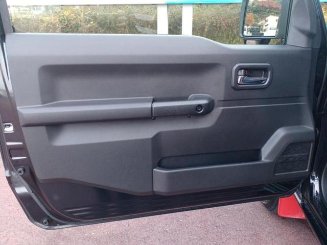 ジムニー ４ＷＤ　ＸＣ　保証書／純正　８インチ　メモリーナビ／セーフティサポート（スズキ）／シートヒーター　前席／車線逸脱防止支援システム／ドライブレコーダー　前後／ヘッドランプ　ＬＥＤ／Ｂｌｕｅｔｏｏｔｈ接続／ＡＢＳ（21枚目）