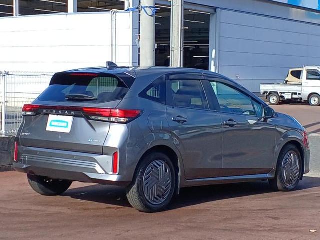 ノート Ｘ　保証書／純正　９インチ　メモリーナビ／エマージェンシーブレーキ／車線逸脱防止支援システム／ヘッドランプ　ＬＥＤ／ＵＳＢジャック／Ｂｌｕｅｔｏｏｔｈ接続／ＥＢＤ付ＡＢＳ／横滑り防止装置　バックカメラ（3枚目）