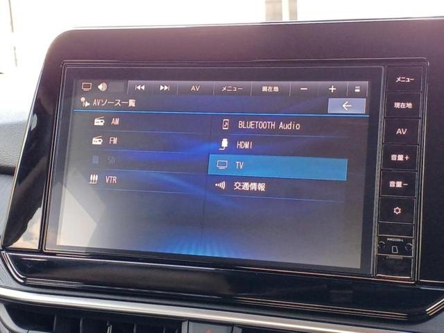 ノート Ｘ　保証書／純正　９インチ　メモリーナビ／エマージェンシーブレーキ／車線逸脱防止支援システム／ヘッドランプ　ＬＥＤ／ＵＳＢジャック／Ｂｌｕｅｔｏｏｔｈ接続／ＥＢＤ付ＡＢＳ／横滑り防止装置　バックカメラ（10枚目）