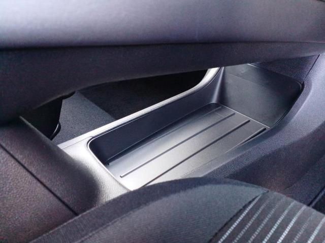 ノート Ｘ　保証書／純正　９インチ　メモリーナビ／エマージェンシーブレーキ／車線逸脱防止支援システム／ヘッドランプ　ＬＥＤ／ＵＳＢジャック／Ｂｌｕｅｔｏｏｔｈ接続／ＥＢＤ付ＡＢＳ／横滑り防止装置　バックカメラ（29枚目）