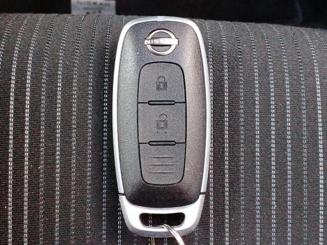 ノート Ｘ　保証書／純正　９インチ　メモリーナビ／エマージェンシーブレーキ／車線逸脱防止支援システム／ヘッドランプ　ＬＥＤ／ＵＳＢジャック／Ｂｌｕｅｔｏｏｔｈ接続／ＥＢＤ付ＡＢＳ／横滑り防止装置　バックカメラ（30枚目）