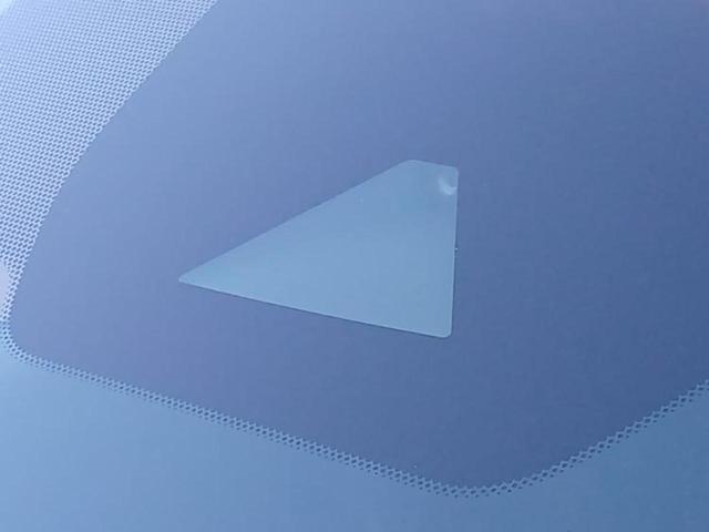 ノート Ｘ　保証書／純正　９インチ　メモリーナビ／エマージェンシーブレーキ／車線逸脱防止支援システム／ヘッドランプ　ＬＥＤ／ＵＳＢジャック／Ｂｌｕｅｔｏｏｔｈ接続／ＥＢＤ付ＡＢＳ／横滑り防止装置　バックカメラ（38枚目）