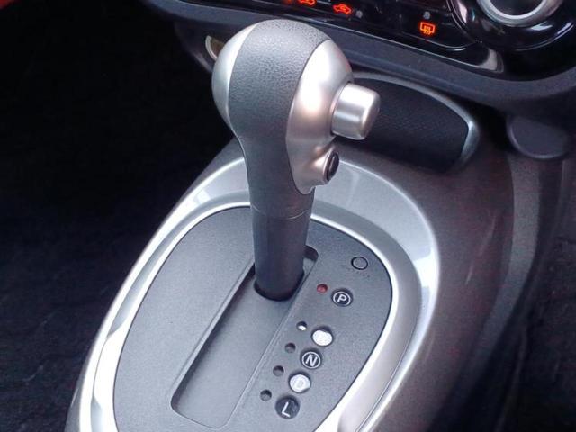 ジューク １５ＲＸ　新品タイヤ／保証書／純正　ＳＤナビ／アラウンドビューモニター／ドライブレコーダー　前後／ヘッドランプ　ＨＩＤ／Ｂｌｕｅｔｏｏｔｈ接続／ＥＴＣ／ＥＢＤ付ＡＢＳ／横滑り防止装置／フルセグＴＶ／ＤＶＤ（16枚目）