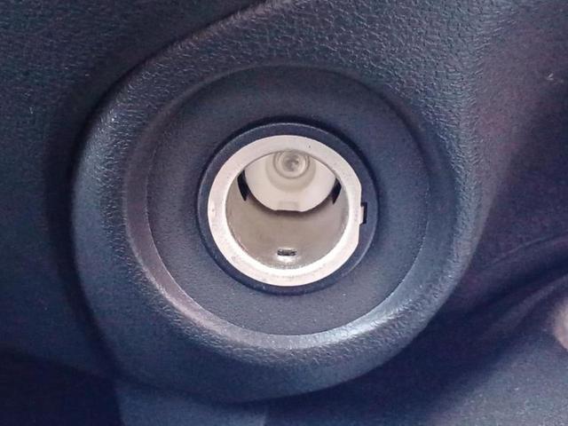 ジューク １５ＲＸ　新品タイヤ／保証書／純正　ＳＤナビ／アラウンドビューモニター／ドライブレコーダー　前後／ヘッドランプ　ＨＩＤ／Ｂｌｕｅｔｏｏｔｈ接続／ＥＴＣ／ＥＢＤ付ＡＢＳ／横滑り防止装置／フルセグＴＶ／ＤＶＤ（34枚目）