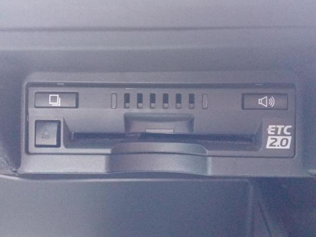 クラウン ＲＳ　保証書／純正　８インチ　ＳＤナビ／トヨタセーフティセンス／車線逸脱防止支援システム／ヘッドランプ　ＬＥＤ／Ｂｌｕｅｔｏｏｔｈ接続／ＥＴＣ／ＥＢＤ付ＡＢＳ／横滑り防止装置／アイドリングストップ（17枚目）