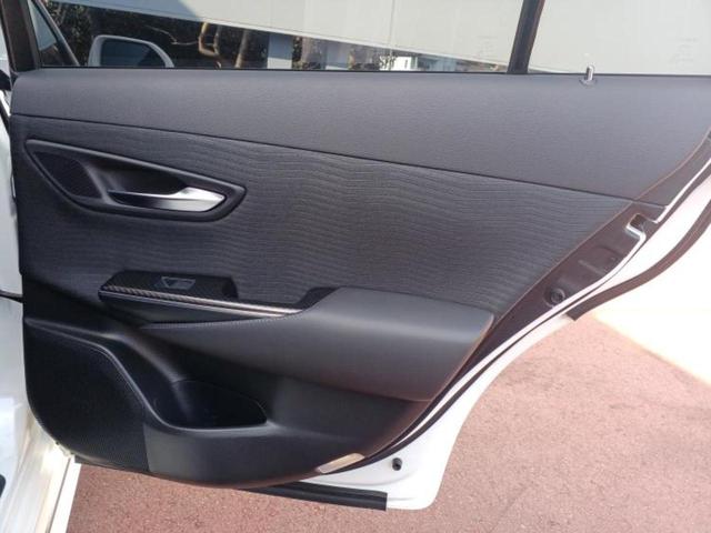 クラウン ＲＳ　保証書／純正　８インチ　ＳＤナビ／トヨタセーフティセンス／車線逸脱防止支援システム／ヘッドランプ　ＬＥＤ／Ｂｌｕｅｔｏｏｔｈ接続／ＥＴＣ／ＥＢＤ付ＡＢＳ／横滑り防止装置／アイドリングストップ（21枚目）