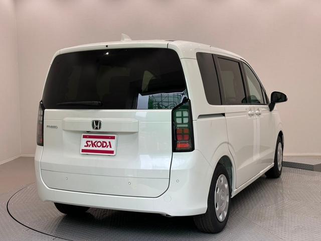 フリード エアー　バックカメラ　サイドエアバック　フルＬＥＤヘッドライト　両側パワースライドドア　電子制御パーキングブレーキ　オートブレーキホールド　１５インチスチールホール　７インチＴＦＴ液晶メーター（23枚目）