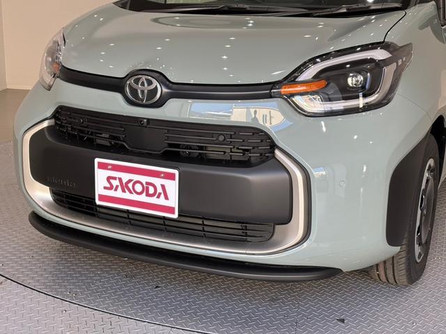 シエンタ ハイブリッドＺ　１０．５インチディスプレイオーディオ　全方位カメラ　アダプティブクルーズコントロール　ステリモ　両側電動スライドドア　パーキングセンサ―　ＥＴＣ　スマートキー（6枚目）