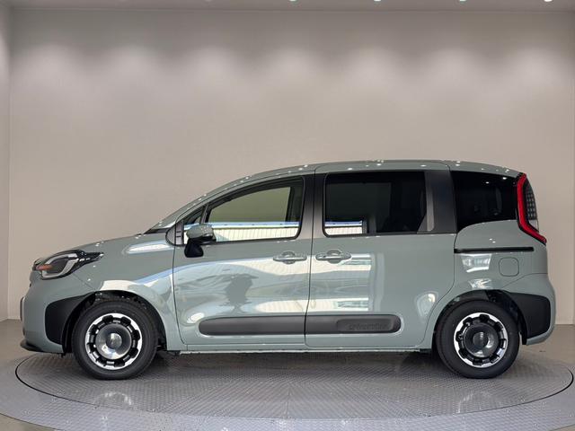 シエンタ ハイブリッドＺ　１０．５インチディスプレイオーディオ　全方位カメラ　アダプティブクルーズコントロール　ステリモ　両側電動スライドドア　パーキングセンサ―　ＥＴＣ　スマートキー（16枚目）