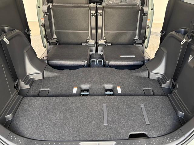 シエンタ ハイブリッドＺ　１０．５インチディスプレイオーディオ　全方位カメラ　アダプティブクルーズコントロール　ステリモ　両側電動スライドドア　パーキングセンサ―　ＥＴＣ　スマートキー（20枚目）