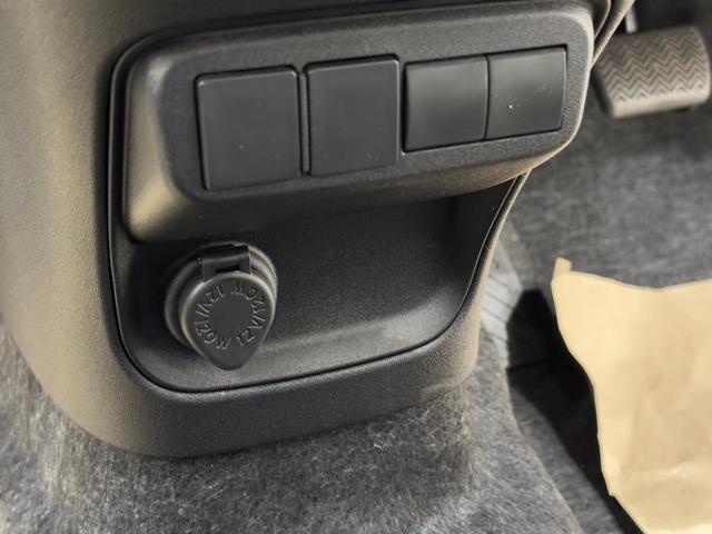 シエンタ ハイブリッドＺ　１０．５インチディスプレイオーディオ　全方位カメラ　アダプティブクルーズコントロール　ステリモ　両側電動スライドドア　パーキングセンサ―　ＥＴＣ　スマートキー（59枚目）