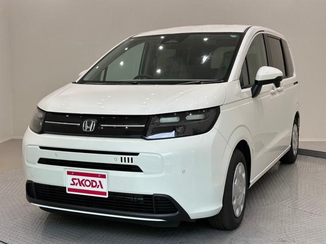 フリード エアー　ホンダセンシング　バックカメラ　サイドエアバック　フルＬＥＤヘッドライト　両側パワースライドドア　電子制御パーキングブレーキ　オートブレーキホールド　１５インチスチールホール　７インチ液晶メーター（8枚目）