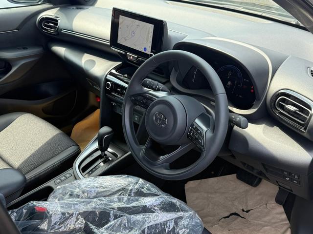 ヤリスクロス ハイブリッドZ ディスプレイオーディオ ETC 全方位カメラ 禁煙車 アダプティブクルーズコントロール ブラインドスポットモニター シートヒーター ステリモ スマートキー 電子パーキング(34枚目)