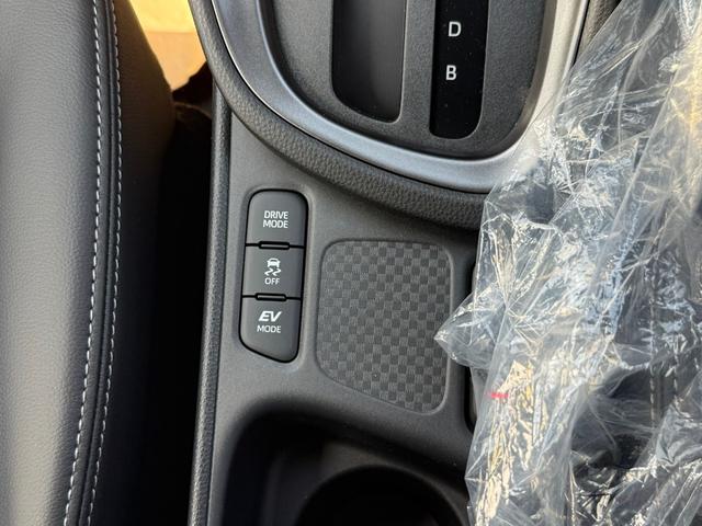 ヤリスクロス ハイブリッドZ ディスプレイオーディオ ETC 全方位カメラ 禁煙車 アダプティブクルーズコントロール ブラインドスポットモニター シートヒーター ステリモ スマートキー 電子パーキング(46枚目)