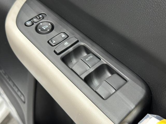 フリード エアー　ホンダセンシングバックカメラ　サイドエアバック　フルＬＥＤヘッドライト　両側パワースライドドア　電子制御パーキングブレーキ　オートブレーキホールド　１５インチスチールホール　７インチＴＦＴ液晶メーター（29枚目）