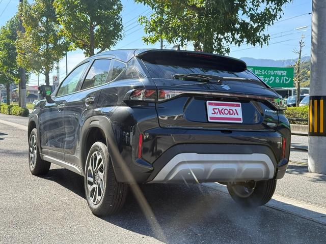 フロンクス ベースグレード　全方位モニター付メモリーナビ装着車　アダプティブクルーズコントロール　ステリモ　シートヒーター　パーキングセンサ―　ヘッドアップディスプレイ　スマートキー（19枚目）