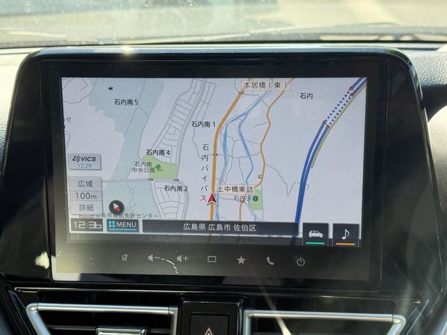 フロンクス ベースグレード　全方位モニター付メモリーナビ装着車　アダプティブクルーズコントロール　ステリモ　シートヒーター　パーキングセンサ―　ヘッドアップディスプレイ　スマートキー（36枚目）