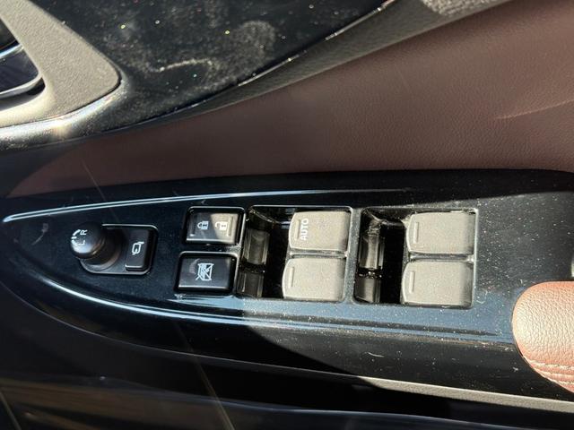 フロンクス ベースグレード　全方位モニター付メモリーナビ装着車　アダプティブクルーズコントロール　ステリモ　シートヒーター　パーキングセンサ―　ヘッドアップディスプレイ　スマートキー（49枚目）