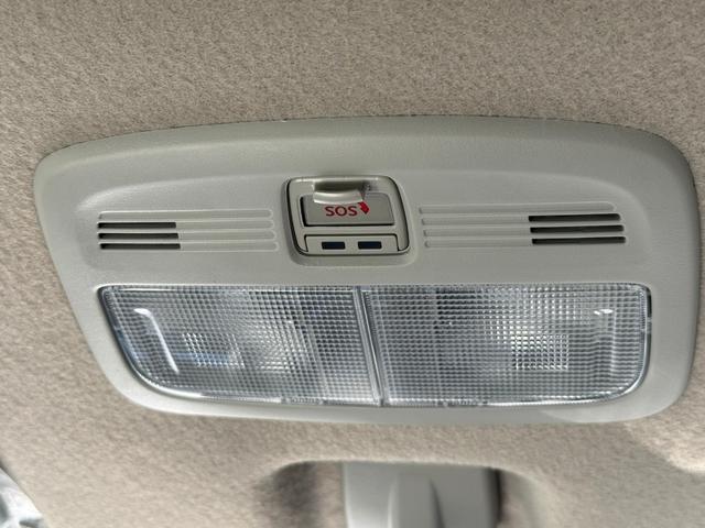 フロンクス ベースグレード　全方位モニター付メモリーナビ装着車　アダプティブクルーズコントロール　ステリモ　シートヒーター　パーキングセンサ―　ヘッドアップディスプレイ　スマートキー（53枚目）