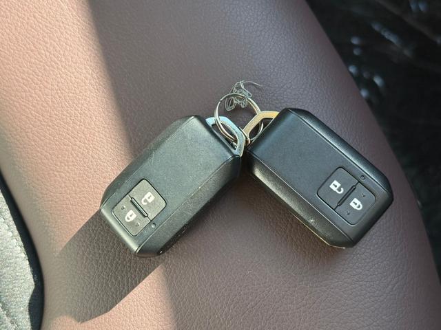 フロンクス ベースグレード　全方位モニター付メモリーナビ装着車　アダプティブクルーズコントロール　ステリモ　シートヒーター　パーキングセンサ―　ヘッドアップディスプレイ　スマートキー（56枚目）