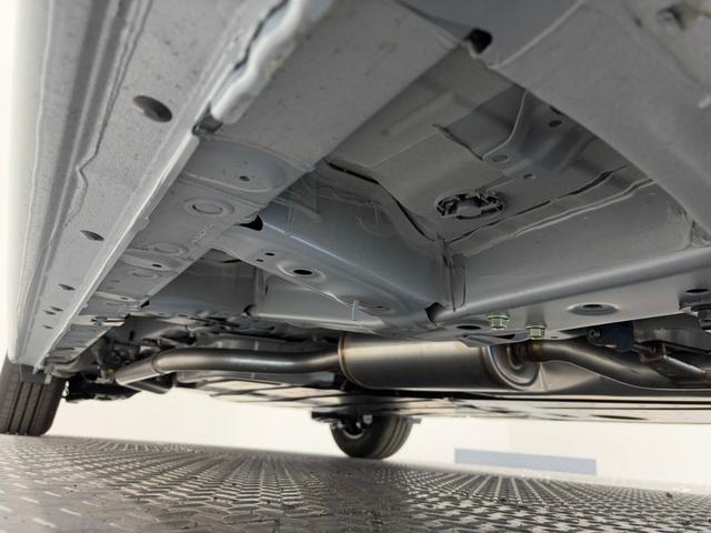 フリード エアー　ホンダセンシング　バックカメラ　サイドエアバック　フルＬＥＤヘッドライト　両側パワースライドドア　電子制御パーキングブレーキ　オートブレーキホールド　１５インチスチールホール（34枚目）