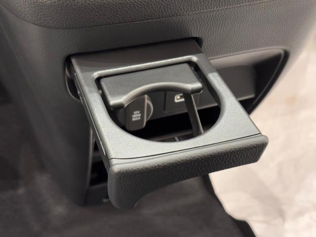 フリード エアー　ホンダセンシング　バックカメラ　サイドエアバック　フルＬＥＤヘッドライト　両側パワースライドドア　電子制御パーキングブレーキ　オートブレーキホールド　１５インチスチールホール（56枚目）