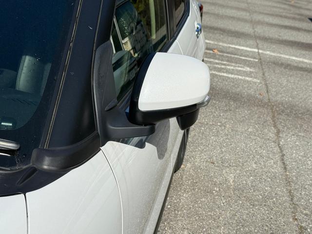 ロッキー プレミアムＧ　ワンセグナビ　バックカメラ　ＥＴＣ　ドライブレコーダー　衝突被害軽減ブレーキ　パーキングセンサ―　アダプティブクルーズコントロール　ステリモ　シートヒーター　電子パーキング　スマートキー（11枚目）