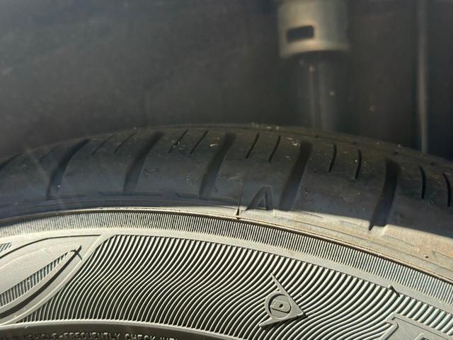 ロッキー プレミアムＧ　ワンセグナビ　バックカメラ　ＥＴＣ　ドライブレコーダー　衝突被害軽減ブレーキ　パーキングセンサ―　アダプティブクルーズコントロール　ステリモ　シートヒーター　電子パーキング　スマートキー（17枚目）