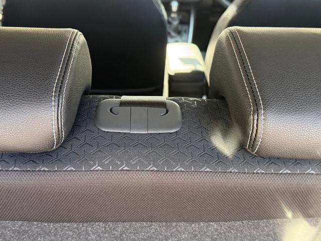 ロッキー プレミアムＧ　ワンセグナビ　バックカメラ　ＥＴＣ　ドライブレコーダー　衝突被害軽減ブレーキ　パーキングセンサ―　アダプティブクルーズコントロール　ステリモ　シートヒーター　電子パーキング　スマートキー（28枚目）