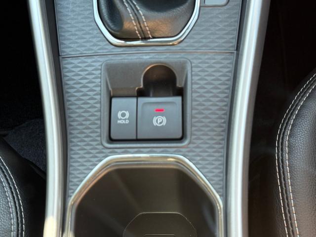 ロッキー プレミアムＧ　ワンセグナビ　バックカメラ　ＥＴＣ　ドライブレコーダー　衝突被害軽減ブレーキ　パーキングセンサ―　アダプティブクルーズコントロール　ステリモ　シートヒーター　電子パーキング　スマートキー（41枚目）