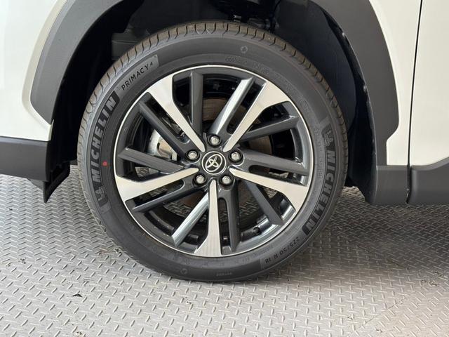 カローラクロス ハイブリッド　Ｚ　ディスプレイオーディオＰＬＵＳ　バックカメラ　ＥＴＣ２．０　パワーバックドア　電動パーキングブレーキ　ブレーキホールド　ＬＥＤヘッドランプ　レーダークルーズコントロール　１８インチアルミホイール（9枚目）