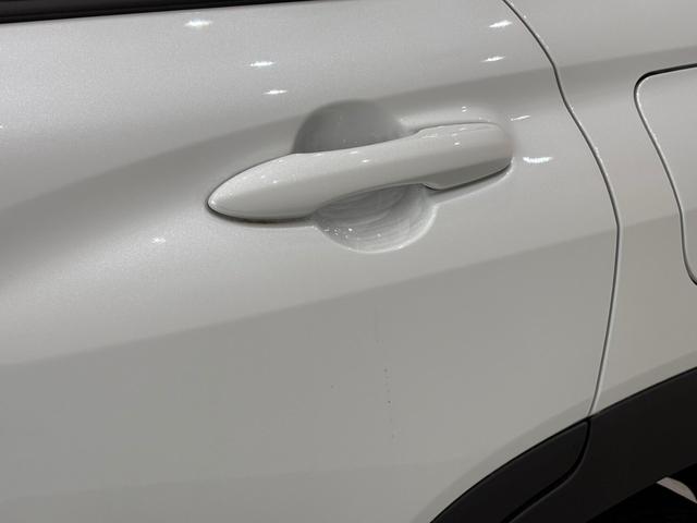 カローラクロス ハイブリッド　Ｚ　ディスプレイオーディオＰＬＵＳ　バックカメラ　ＥＴＣ２．０　パワーバックドア　電動パーキングブレーキ　ブレーキホールド　ＬＥＤヘッドランプ　レーダークルーズコントロール　１８インチアルミホイール（11枚目）