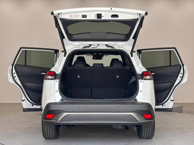 カローラクロス ハイブリッド　Ｚ　ディスプレイオーディオＰＬＵＳ　バックカメラ　ＥＴＣ２．０　パワーバックドア　電動パーキングブレーキ　ブレーキホールド　ＬＥＤヘッドランプ　レーダークルーズコントロール　１８インチアルミホイール（18枚目）