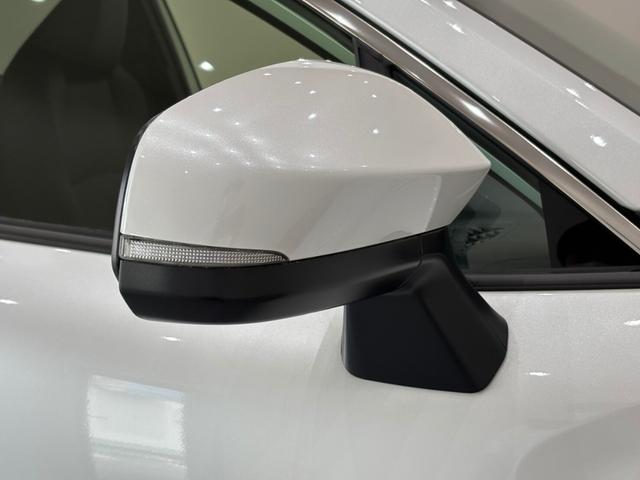 カローラクロス ハイブリッド　Ｚ　ディスプレイオーディオＰＬＵＳ　バックカメラ　ＥＴＣ２．０　パワーバックドア　電動パーキングブレーキ　ブレーキホールド　ＬＥＤヘッドランプ　レーダークルーズコントロール　１８インチアルミホイール（25枚目）