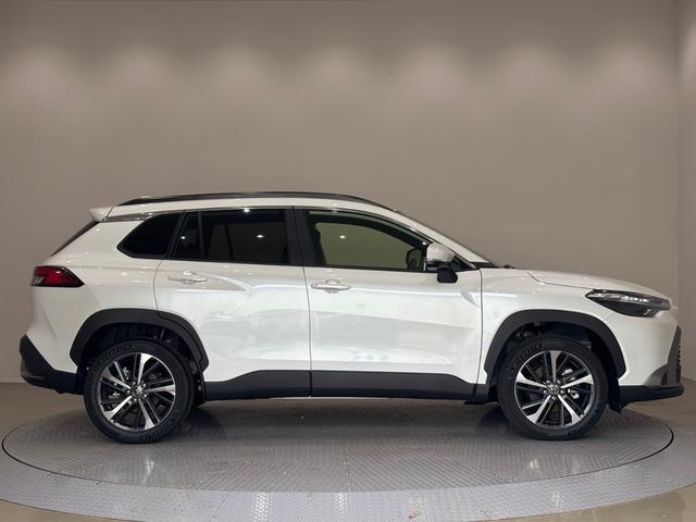 カローラクロス ハイブリッド　Ｚ　ディスプレイオーディオＰＬＵＳ　バックカメラ　ＥＴＣ２．０　パワーバックドア　電動パーキングブレーキ　ブレーキホールド　ＬＥＤヘッドランプ　レーダークルーズコントロール　１８インチアルミホイール（27枚目）