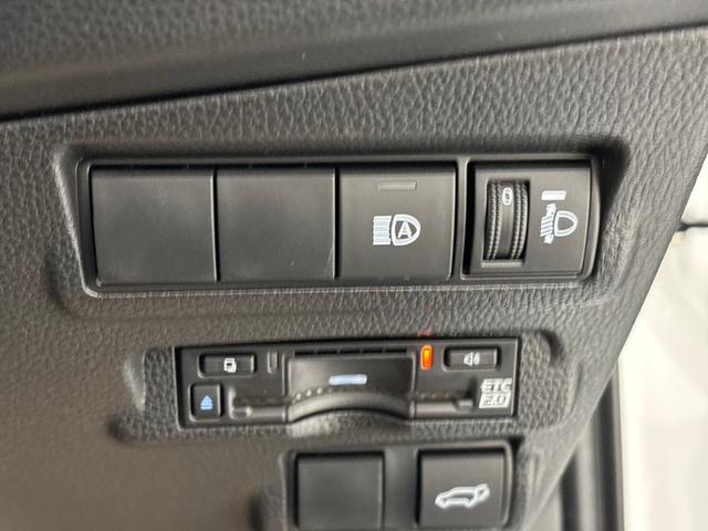 カローラクロス ハイブリッド　Ｚ　ディスプレイオーディオＰＬＵＳ　バックカメラ　ＥＴＣ２．０　パワーバックドア　電動パーキングブレーキ　ブレーキホールド　ＬＥＤヘッドランプ　レーダークルーズコントロール　１８インチアルミホイール（43枚目）