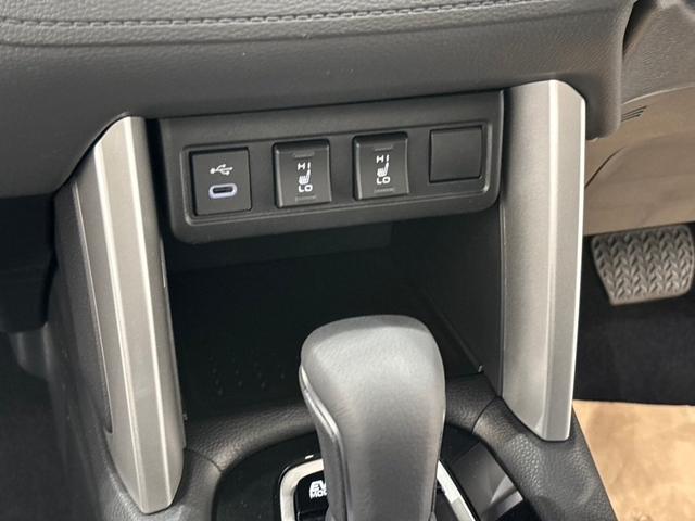 カローラクロス ハイブリッド　Ｚ　ディスプレイオーディオＰＬＵＳ　バックカメラ　ＥＴＣ２．０　パワーバックドア　電動パーキングブレーキ　ブレーキホールド　ＬＥＤヘッドランプ　レーダークルーズコントロール　１８インチアルミホイール（50枚目）