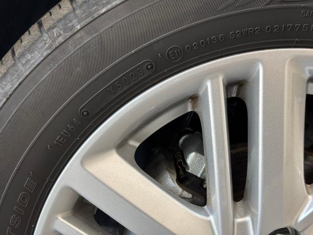 ソリオ ハイブリッドＭＺ　スズキセーフティサポート　ＬＥＤヘッドランプ　ＬＥＤフロントフォグランプ　パーソナルテーブル　スリムサーキュレーター　ヘッドアップディスプレイ　運転席・助手席シートヒーター　両側パワースライドドア（12枚目）