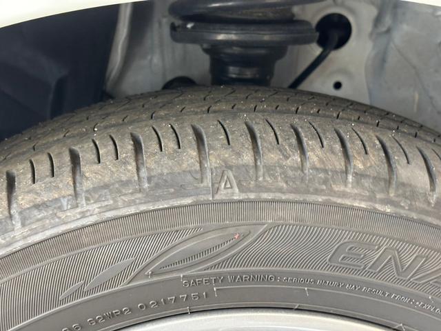 ソリオ ハイブリッドＭＺ　スズキセーフティサポート　ＬＥＤヘッドランプ　ＬＥＤフロントフォグランプ　パーソナルテーブル　スリムサーキュレーター　ヘッドアップディスプレイ　運転席・助手席シートヒーター　両側パワースライドドア（13枚目）