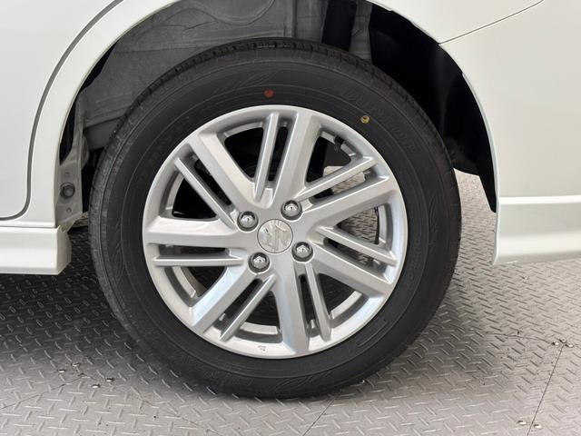 ソリオ ハイブリッドＭＺ　スズキセーフティサポート　ＬＥＤヘッドランプ　ＬＥＤフロントフォグランプ　パーソナルテーブル　スリムサーキュレーター　ヘッドアップディスプレイ　運転席・助手席シートヒーター　両側パワースライドドア（18枚目）