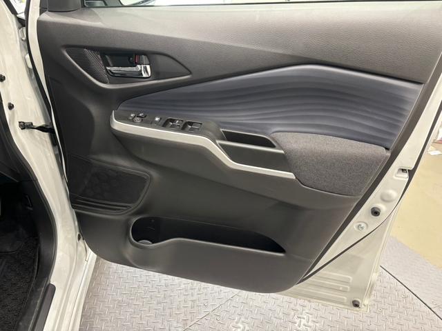 ソリオ ハイブリッドＭＺ　スズキセーフティサポート　ＬＥＤヘッドランプ　ＬＥＤフロントフォグランプ　パーソナルテーブル　スリムサーキュレーター　ヘッドアップディスプレイ　運転席・助手席シートヒーター　両側パワースライドドア（37枚目）