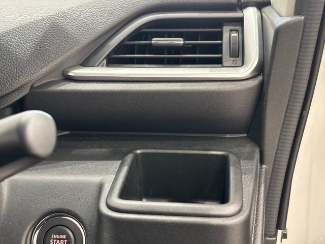 ソリオ ハイブリッドＭＺ　スズキセーフティサポート　ＬＥＤヘッドランプ　ＬＥＤフロントフォグランプ　パーソナルテーブル　スリムサーキュレーター　ヘッドアップディスプレイ　運転席・助手席シートヒーター　両側パワースライドドア（47枚目）