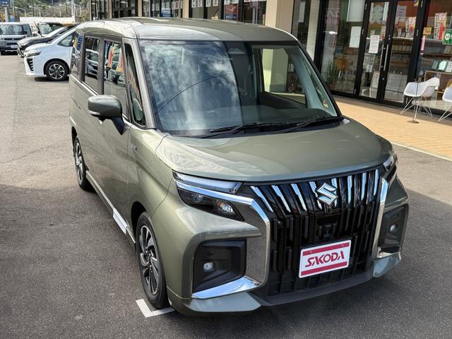 ソリオバンディット ハイブリッドＭＶ　全方位モニター付メモリーナビ装着車　両側電動スライドドア　スズキセーフティサポート　パーキングセンサ―　シートヒーター　電子パーキング　ＵＳＢソケット　サーキュレーター　スマートキー（5枚目）