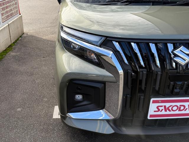 ソリオバンディット ハイブリッドＭＶ　全方位モニター付メモリーナビ装着車　両側電動スライドドア　スズキセーフティサポート　パーキングセンサ―　シートヒーター　電子パーキング　ＵＳＢソケット　サーキュレーター　スマートキー（6枚目）