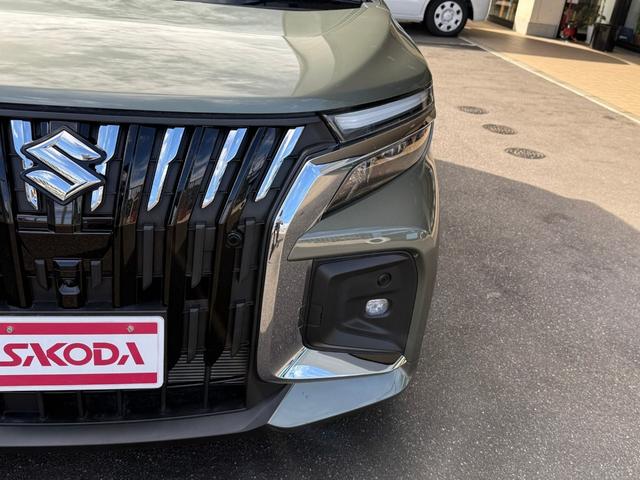 ソリオバンディット ハイブリッドＭＶ　全方位モニター付メモリーナビ装着車　両側電動スライドドア　スズキセーフティサポート　パーキングセンサ―　シートヒーター　電子パーキング　ＵＳＢソケット　サーキュレーター　スマートキー（7枚目）