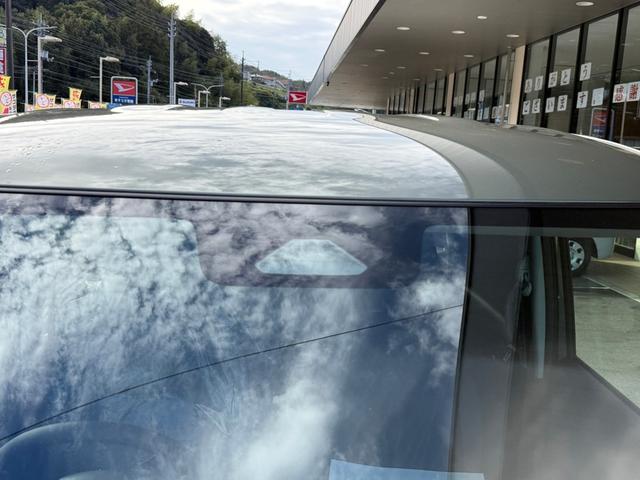 ソリオバンディット ハイブリッドＭＶ　全方位モニター付メモリーナビ装着車　両側電動スライドドア　スズキセーフティサポート　パーキングセンサ―　シートヒーター　電子パーキング　ＵＳＢソケット　サーキュレーター　スマートキー（9枚目）