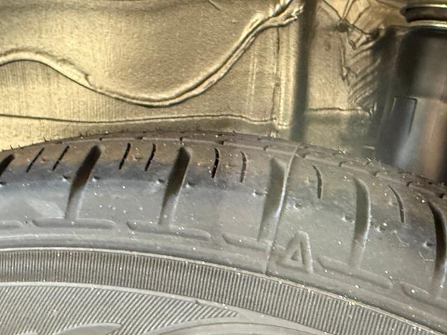 ソリオバンディット ハイブリッドＭＶ　全方位モニター付メモリーナビ装着車　両側電動スライドドア　スズキセーフティサポート　パーキングセンサ―　シートヒーター　電子パーキング　ＵＳＢソケット　サーキュレーター　スマートキー（16枚目）