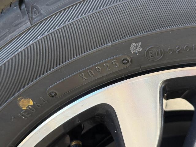 ソリオバンディット ハイブリッドＭＶ　全方位モニター付メモリーナビ装着車　両側電動スライドドア　スズキセーフティサポート　パーキングセンサ―　シートヒーター　電子パーキング　ＵＳＢソケット　サーキュレーター　スマートキー（17枚目）